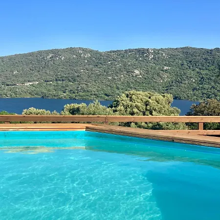 فندق Liscia Country Relais Luras