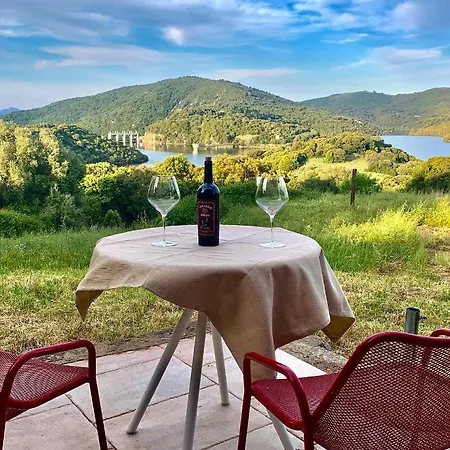 Liscia Country Relais فندق 4*